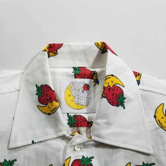 Sky High Farm Strawberry And Moon Print Shirt Short Sleeve Size Small - Picture 4 of 8